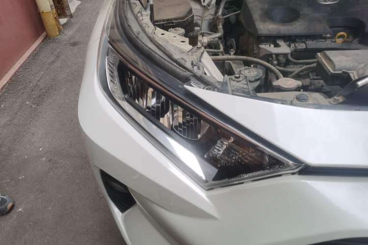 Used Toyota RAV4 2020 2.0L CVT Two-Wheel Drive Fashion PLUS Edition Right Front Headlight