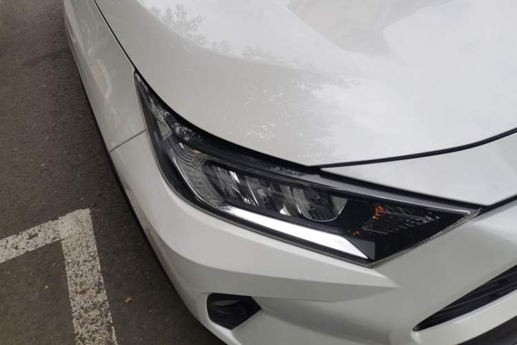 Used Toyota RAV4 2020 2.0L CVT Two-Wheel Drive Fashion Edition Right Front Headlight