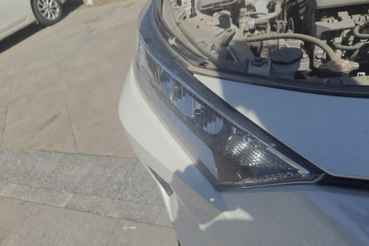 Used Toyota RAV4 2020 2.0L CVT Two-Wheel Drive Fashion PLUS Edition Right Front Headlight