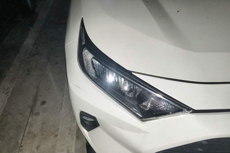 Used Toyota RAV4 2020 2.0L CVT Two-Wheel Drive Fashion PLUS Edition Right Front Headlight