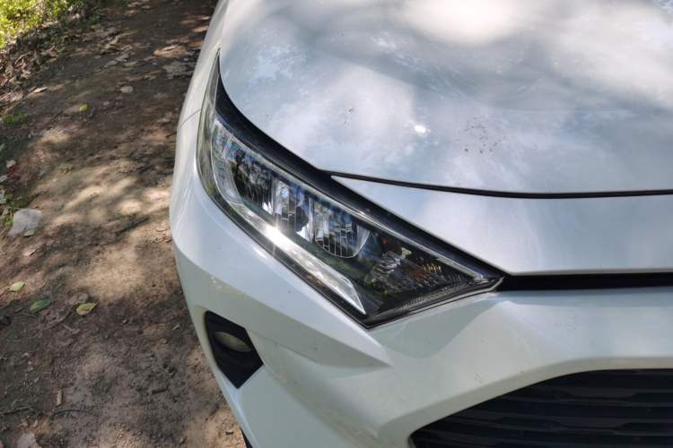 Used Toyota RAV4 2020 2.0L CVT Two-Wheel Drive Urban Edition Right Front Headlight