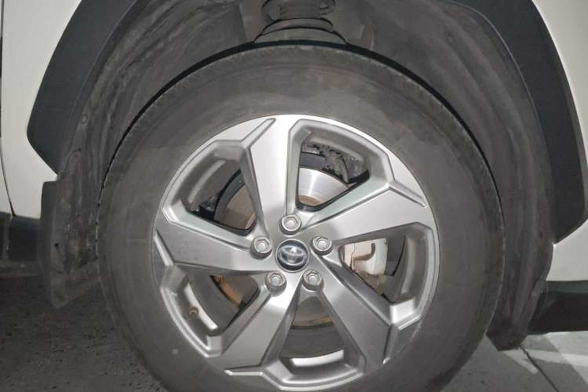 Used Toyota RAV4 2020 2.0L CVT Two-Wheel Drive Fashion PLUS Edition Right Front Wheel Hub