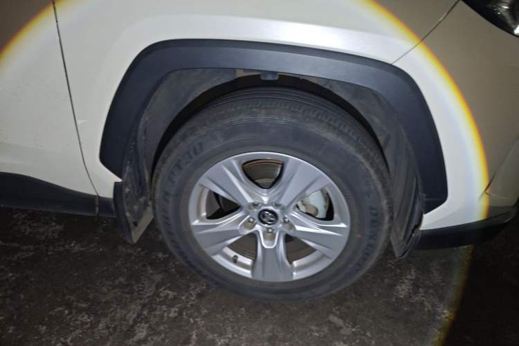 Used Toyota RAV4 2020 2.0L CVT Two-Wheel Drive Urban Edition Right Front Wheel Hub