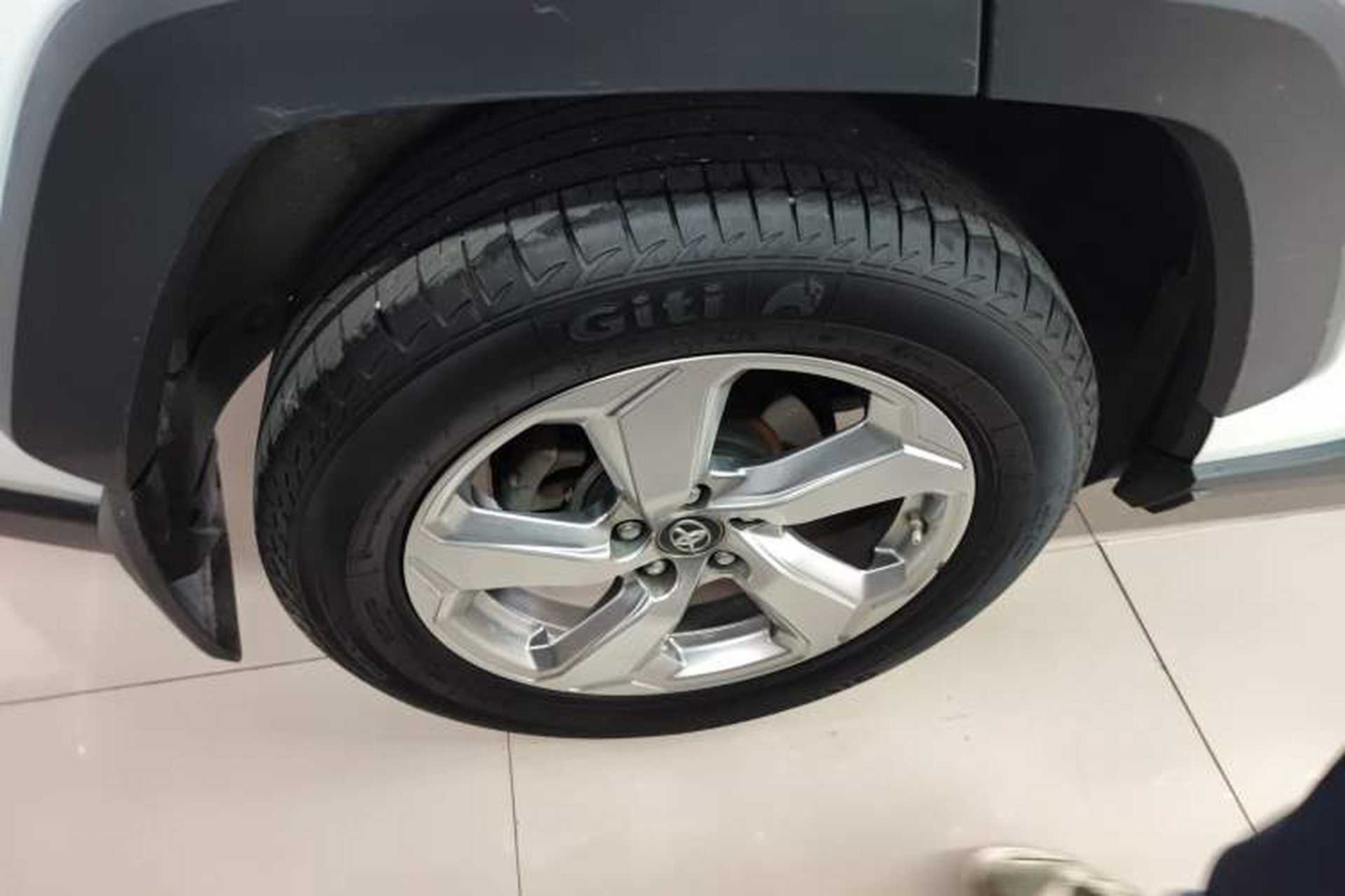 Used Toyota RAV4 2020 2.0L CVT Two-Wheel Drive Fashion Edition Right Rear Wheel Hub