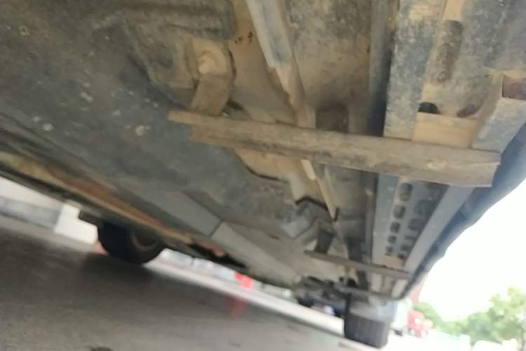 Used Toyota RAV4 2020 2.0L CVT Two-Wheel Drive Urban Edition Right Side Sill