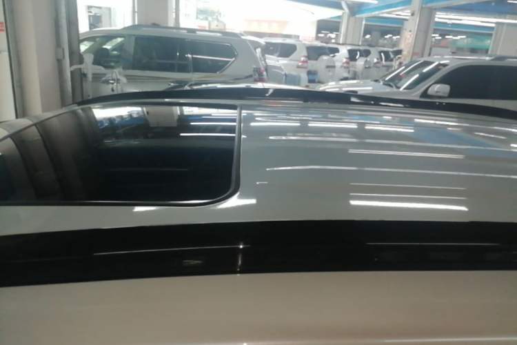 Used Toyota RAV4 2020 2.0L CVT Two-Wheel Drive Fashion PLUS Edition Roof