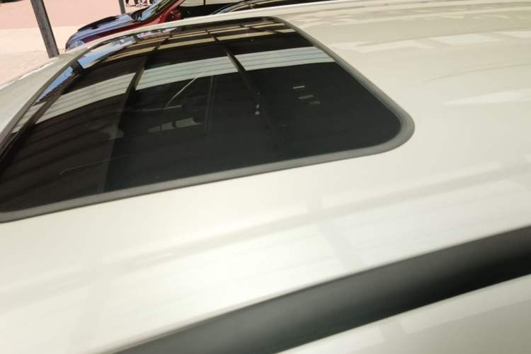 Used Toyota RAV4 2020 2.0L CVT Two-Wheel Drive Fashion Edition Roof