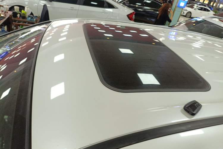 Used Toyota RAV4 2020 2.0L CVT Two-Wheel Drive Fashion PLUS Edition Roof