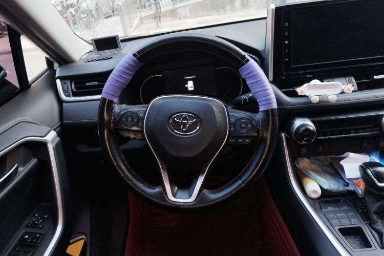 Used Toyota RAV4 2020 2.0L CVT 4x4 Style PLUS Edition Steering Wheel