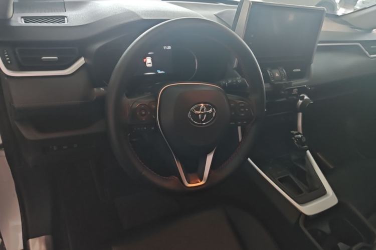 Used Toyota RAV4 2020 2.0L CVT Two-Wheel Drive Prestige Edition Steering Wheel