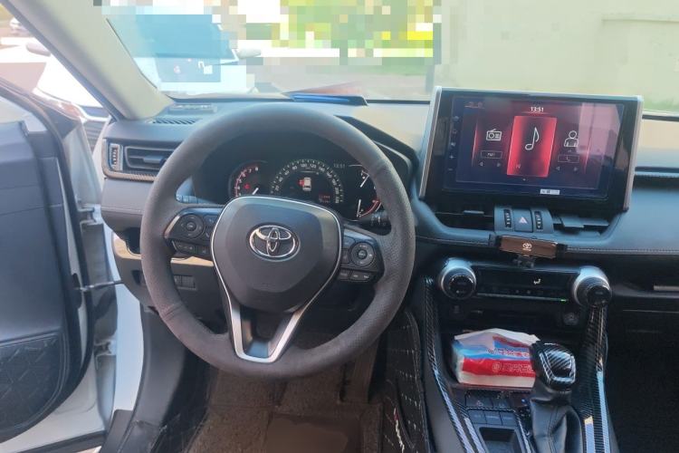 Used Toyota RAV4 2020 2.0L CVT Two-Wheel Drive Fashion Edition Steering Wheel
