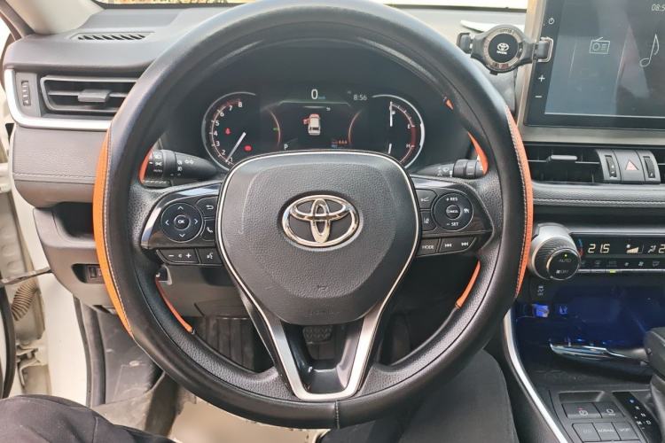 Used Toyota RAV4 2020 2.0L CVT Two-Wheel Drive Fashion Edition Steering Wheel
