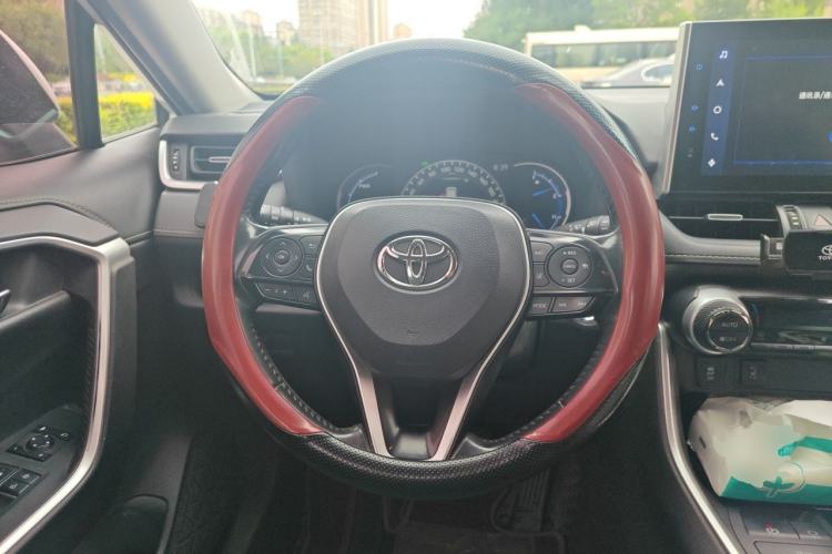 Used Toyota RAV4 2020 Dual-Engine 2.5L E-CVT 4x4 Elite PLUS Edition Steering Wheel