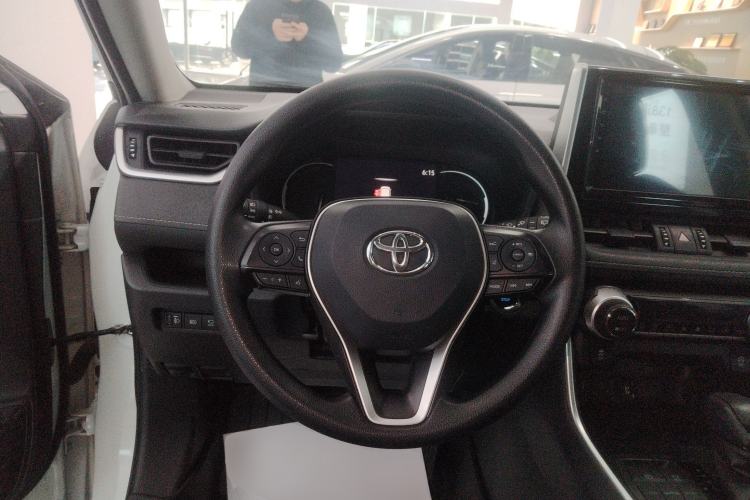 Used Toyota RAV4 2020 2.0L CVT Two-Wheel Drive Fashion Edition Steering Wheel