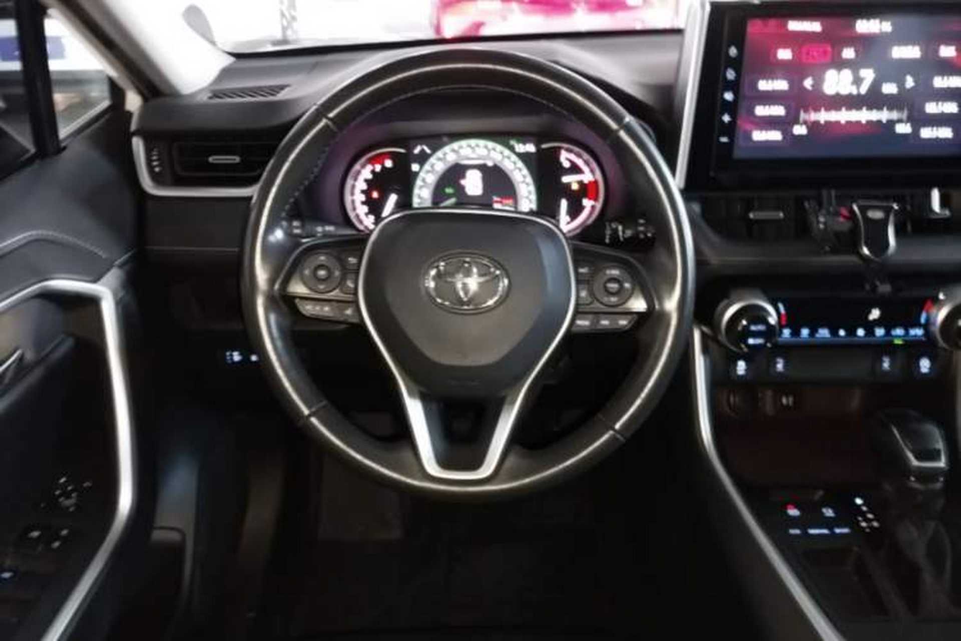 Used Toyota RAV4 2020 2.0L CVT Two-Wheel Drive Prestige Edition Steering Wheel