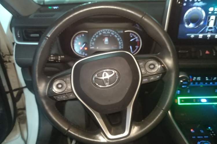Used Toyota RAV4 2020 2.0L CVT Four-Wheel Drive Prestige Edition Steering Wheel