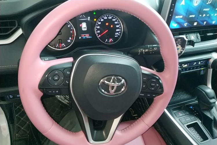 Used Toyota RAV4 2020 2.0L CVT Two-Wheel Drive Urban Edition Steering Wheel