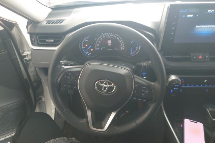 Used Toyota RAV4 2020 Dual-Engine 2.5L E-CVT 4x4 Elite PLUS Edition Steering Wheel