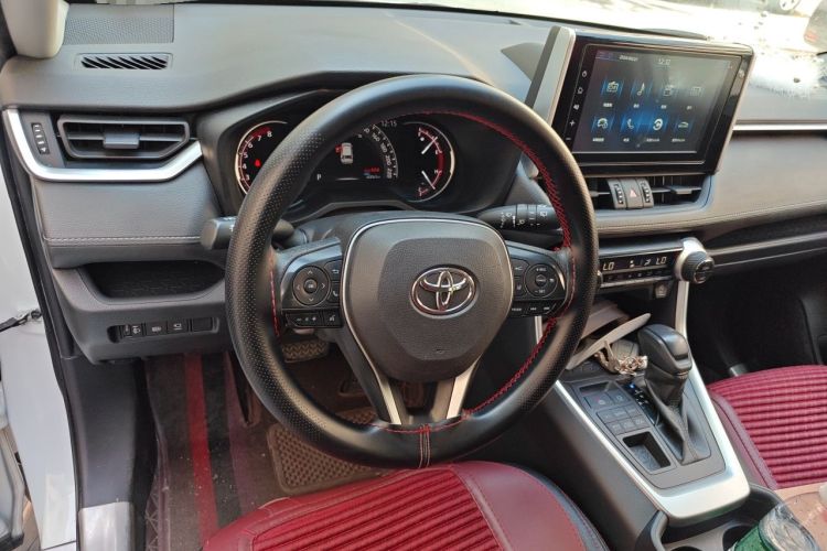 Used Toyota RAV4 2020 2.0L CVT 4x4 Trend Edition Steering Wheel