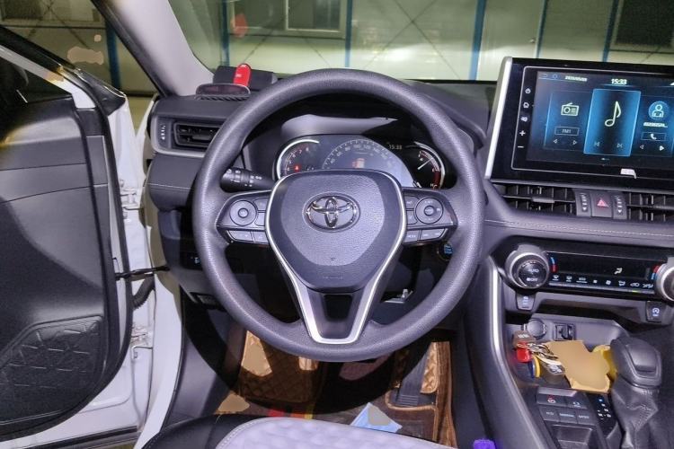 Used Toyota RAV4 2020 2.0L CVT Two-Wheel Drive Fashion Edition Steering Wheel
