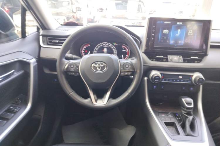 Used Toyota RAV4 2020 2.0L CVT Two-Wheel Drive Prestige Edition Steering Wheel
