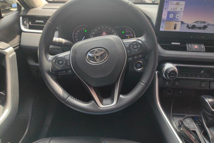Used Toyota RAV4 2020 2.0L CVT Two-Wheel Drive Prestige Edition Steering Wheel