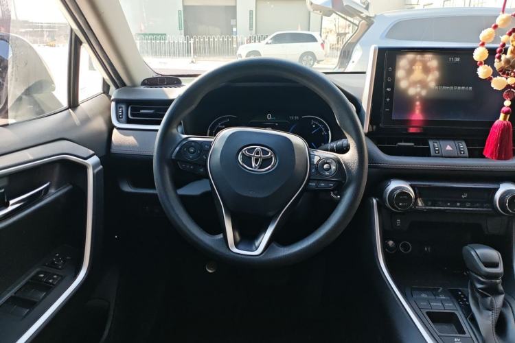 Used Toyota RAV4 2020 Dual-Engine 2.5L E-CVT Two-Wheel Drive Elite Edition Steering Wheel
