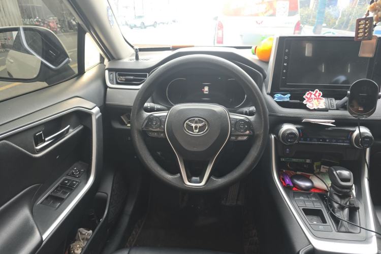 Used Toyota RAV4 2020 Dual-Engine 2.5L E-CVT Two-Wheel Drive Elite Edition Steering Wheel