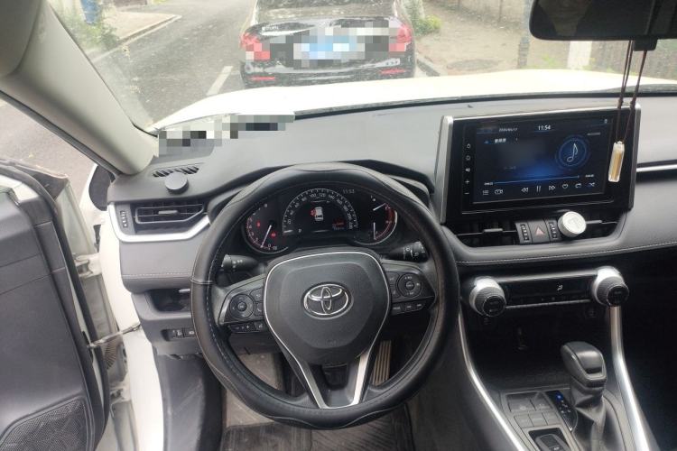 Used Toyota RAV4 2020 2.0L CVT Two-Wheel Drive Fashion Edition Steering Wheel
