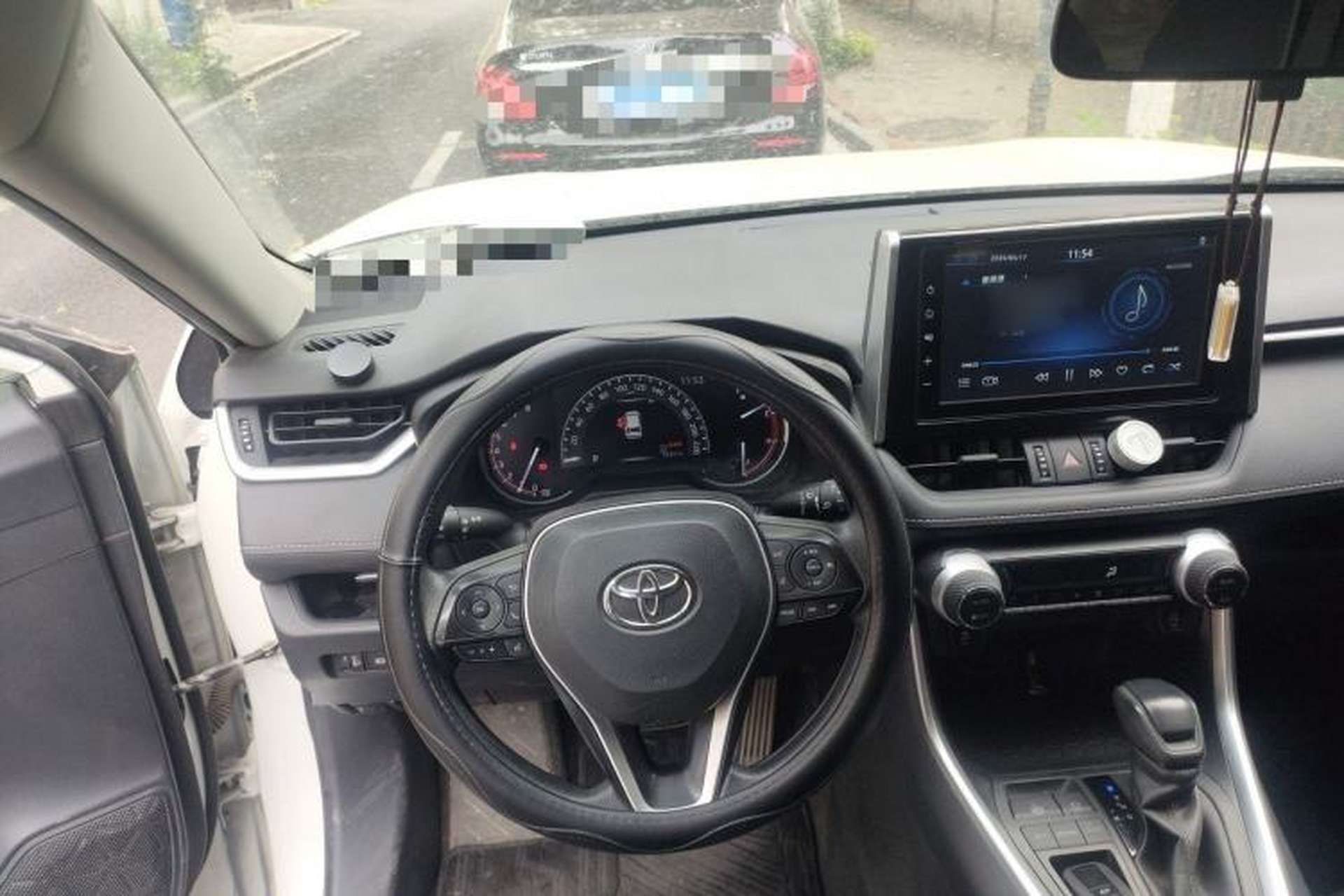 Used Toyota RAV4 2020 2.0L CVT Two-Wheel Drive Fashion Edition Steering Wheel