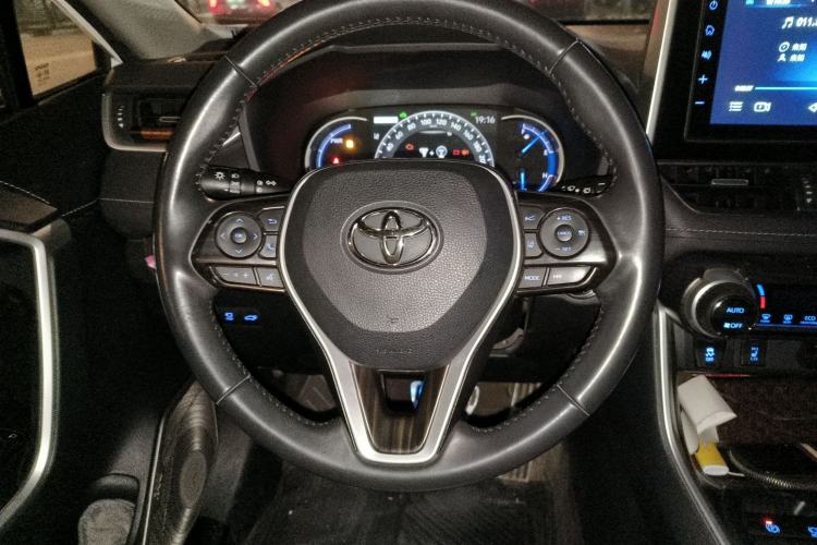 Used Toyota RAV4 2020 Dual-Motor 2.5L E-CVT Four-Wheel Drive Flagship Edition Steering Wheel