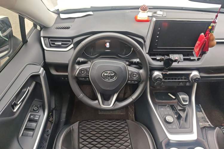 Used Toyota RAV4 2020 2.0L CVT Four-Wheel Drive Prestige Edition Steering Wheel