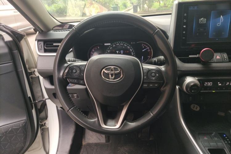 Used Toyota RAV4 2020 2.0L CVT Two-Wheel Drive Fashion PLUS Edition Steering Wheel