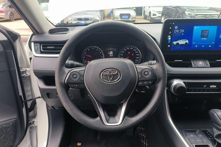 Used Toyota RAV4 2020 2.0L CVT Two-Wheel Drive Urban Edition Steering Wheel