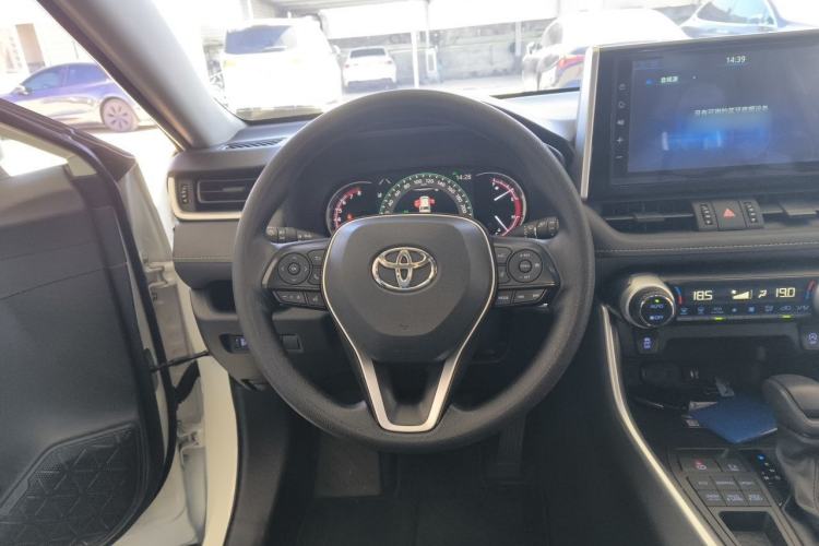 Used Toyota RAV4 2020 2.0L CVT 4x4 Trend Edition Steering Wheel