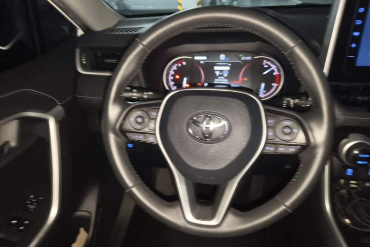 Used Toyota RAV4 2020 2.0L CVT Two-Wheel Drive Fashion PLUS Edition Steering Wheel