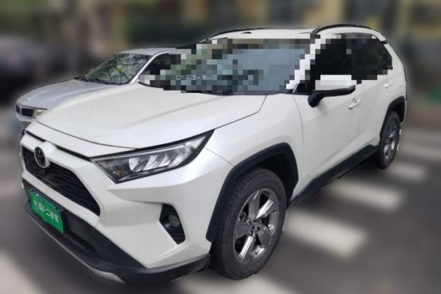 Toyota RAV4 2020 2.0L CVT Two-Wheel Drive Fashion PLUS Edition مستعملة