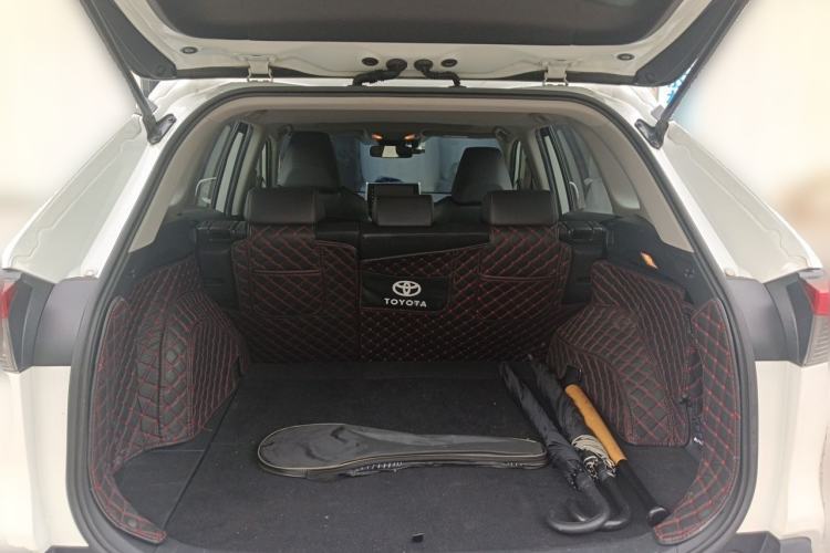 Used Toyota RAV4 2020 Dual-Engine 2.5L E-CVT 4x4 Elite PLUS Edition Trunk