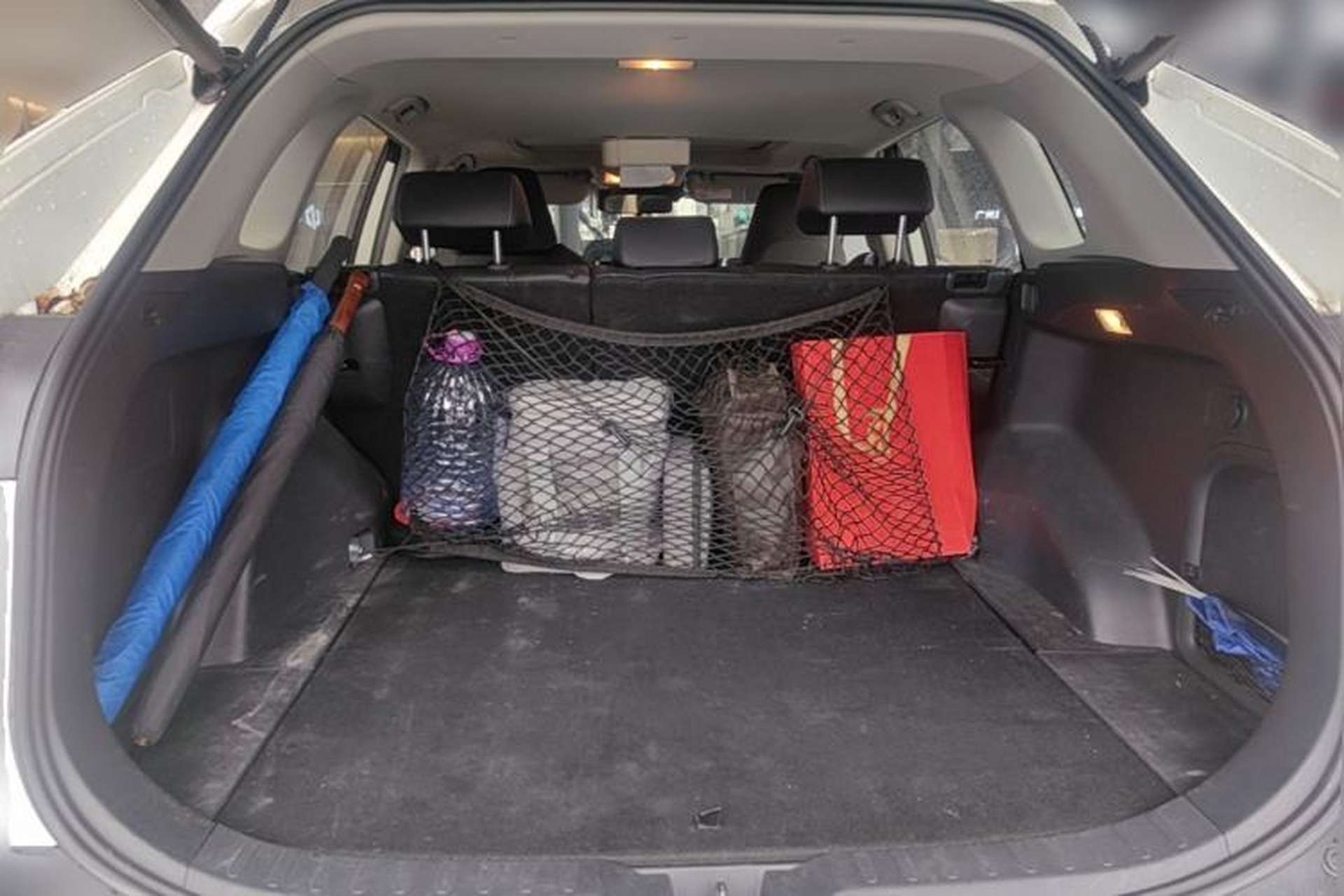 Used Toyota RAV4 2020 Dual-Engine 2.5L E-CVT 4x4 Elite PLUS Edition Trunk
