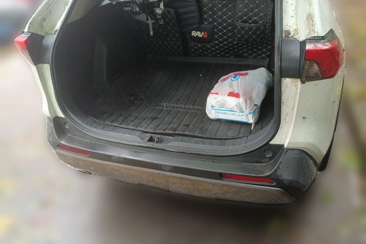 Used Toyota RAV4 2020 2.0L CVT Two-Wheel Drive Fashion Edition Trunk