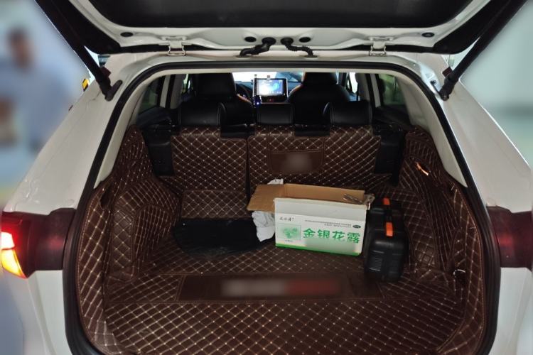 Used Toyota RAV4 2020 Dual-Engine 2.5L E-CVT Two-Wheel Drive Elite Edition Trunk