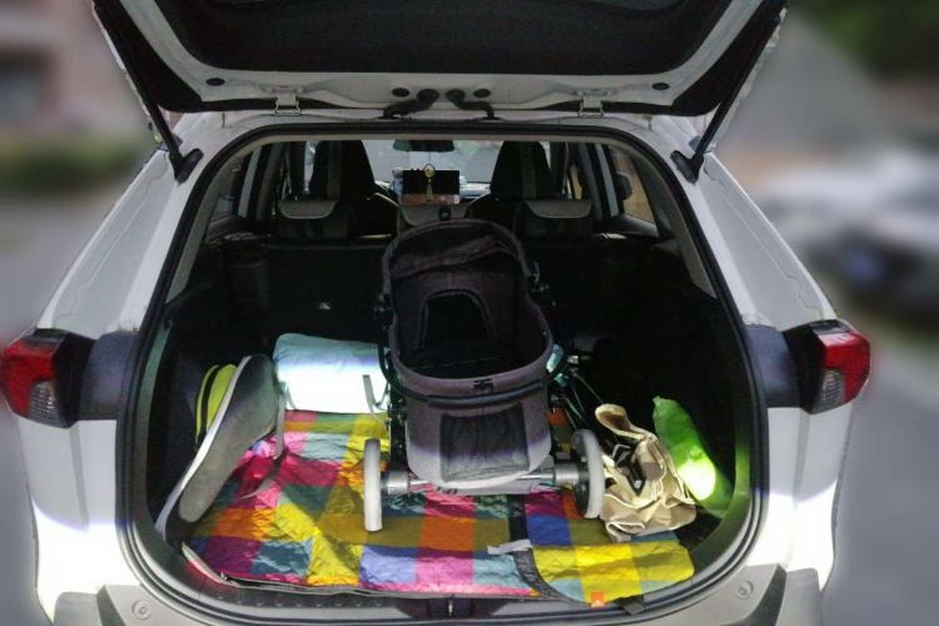 Used Toyota RAV4 2020 2.0L CVT Two-Wheel Drive Fashion PLUS Edition Trunk