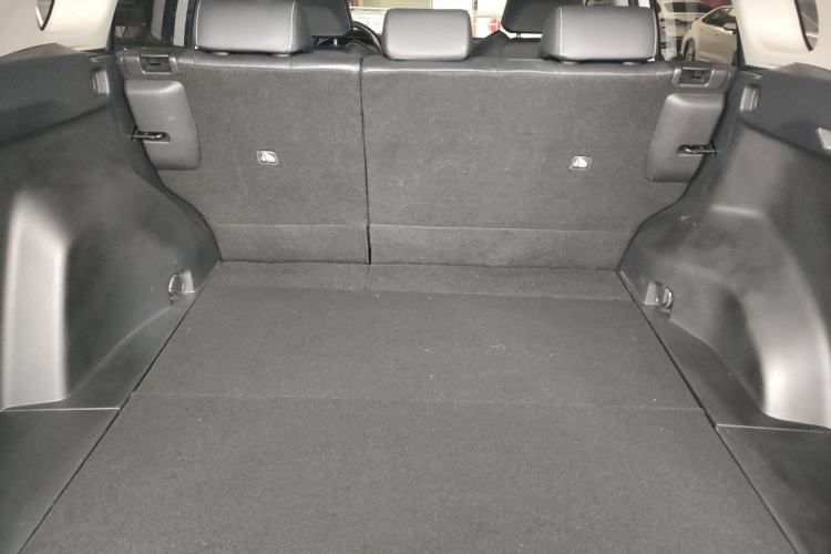 Used Toyota RAV4 2020 Dual-Engine 2.5L E-CVT 4x4 Elite PLUS Edition Trunk
