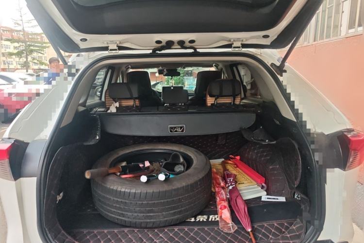 Used Toyota RAV4 2020 2.0L CVT Two-Wheel Drive Fashion Edition Trunk