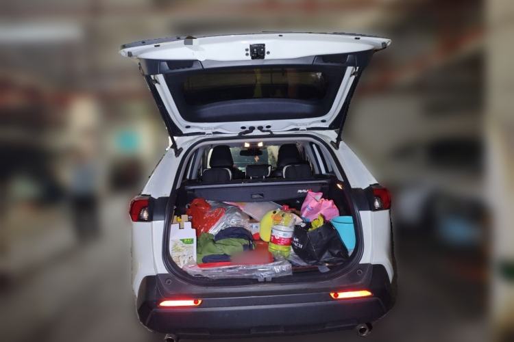 Used Toyota RAV4 2020 2.0L CVT Two-Wheel Drive Urban Edition Trunk