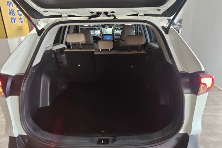 Used Toyota RAV4 2020 2.0L CVT Two-Wheel Drive Fashion Edition Trunk