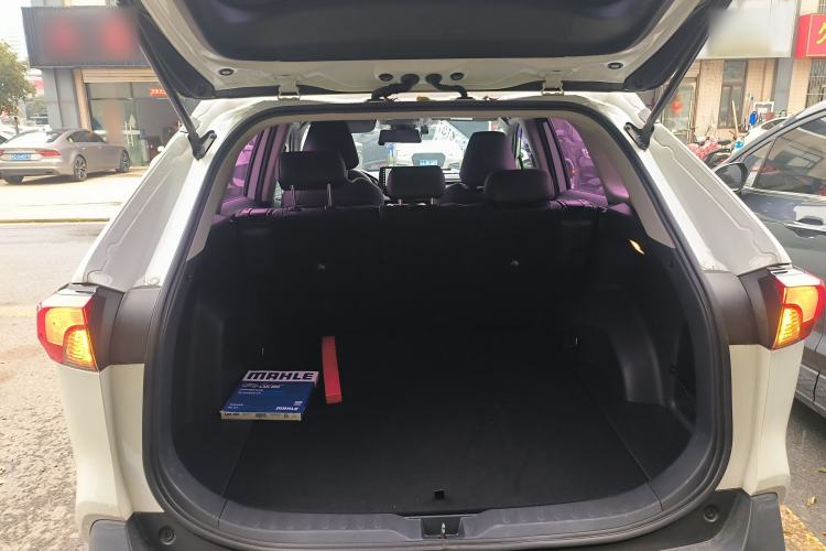 Used Toyota RAV4 2020 2.0L CVT Two-Wheel Drive Urban Edition Trunk