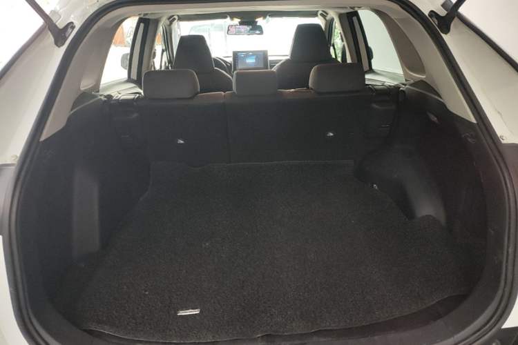 Used Toyota RAV4 2020 2.0L CVT Two-Wheel Drive Fashion Edition Trunk