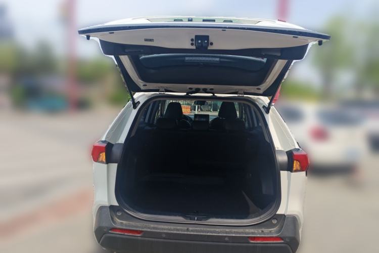 Used Toyota RAV4 2020 2.0L CVT Two-Wheel Drive Urban Edition Trunk