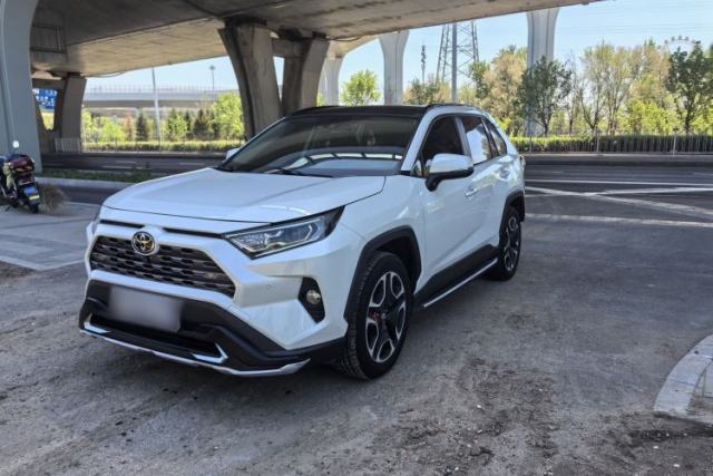 Used Toyota RAV4 2020 2.0L CVT Two-Wheel Drive Prestige Edition